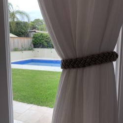 Magnetic Tie Band 33cm - 4 Colours